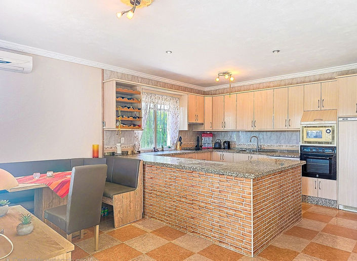 Image No.40-6 Bed Villa for sale