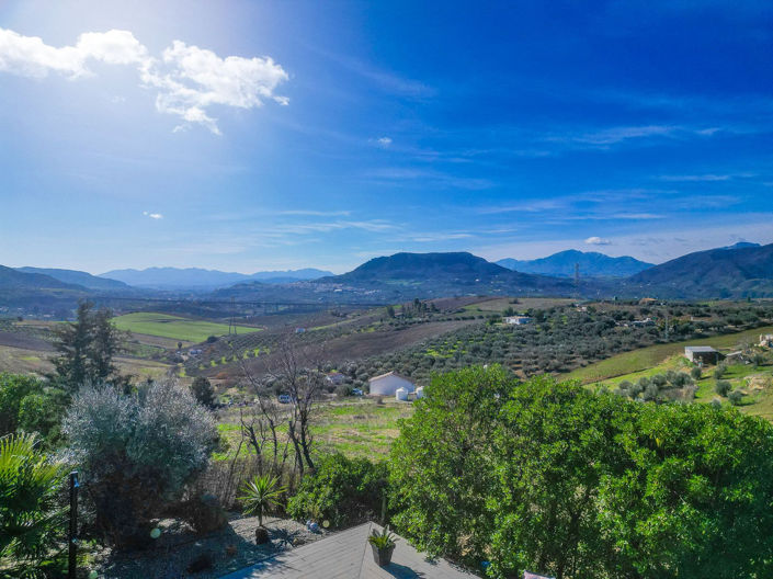 Image No.5-6 Bed Villa for sale