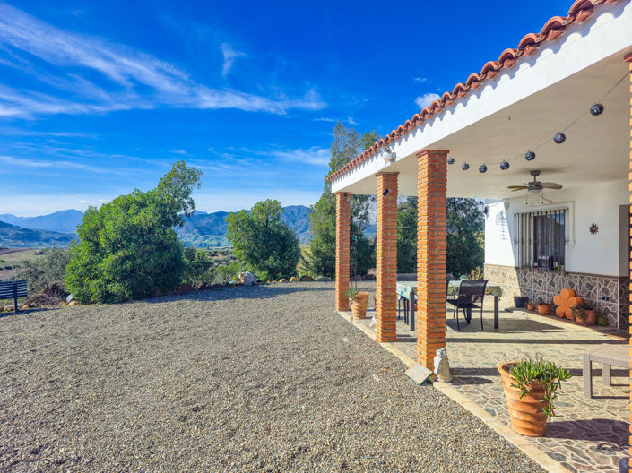 Image No.53-6 Bed Villa for sale