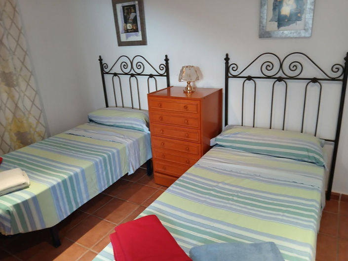 Image No.10-5 Bed Villa for sale