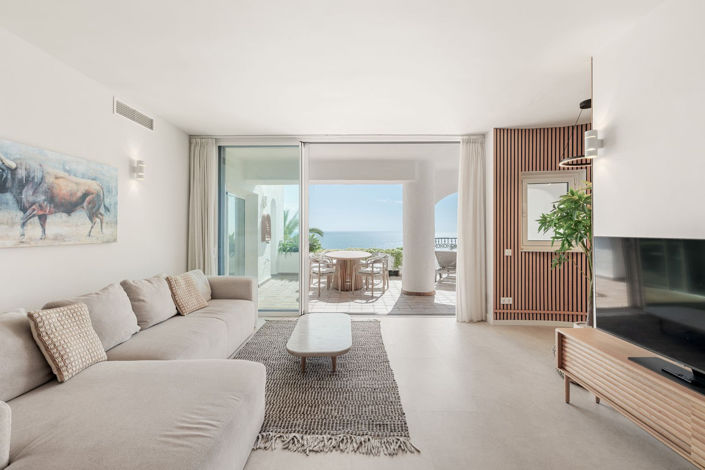 Image No.13-3 Bed Property for sale