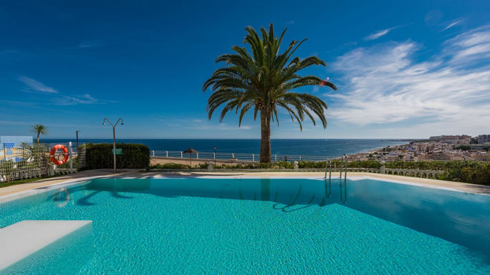 Image No.24-3 Bed Property for sale