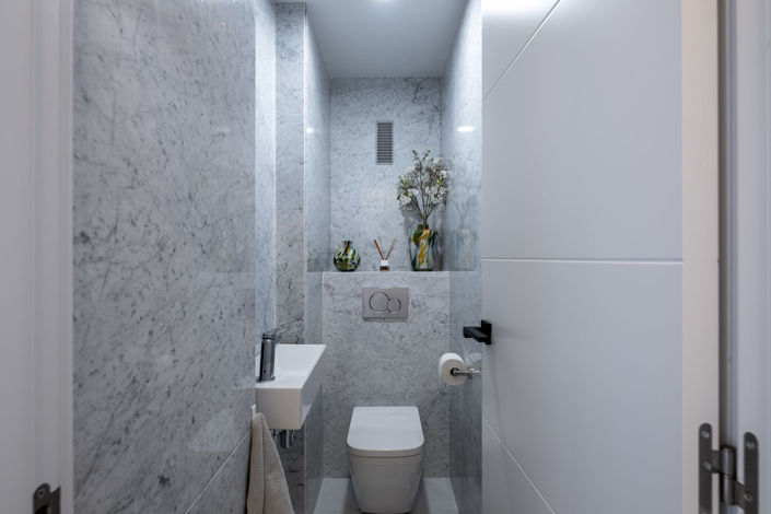 Image No.30-3 Bed Property for sale