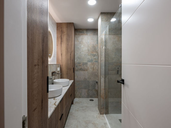 Image No.32-3 Bed Property for sale