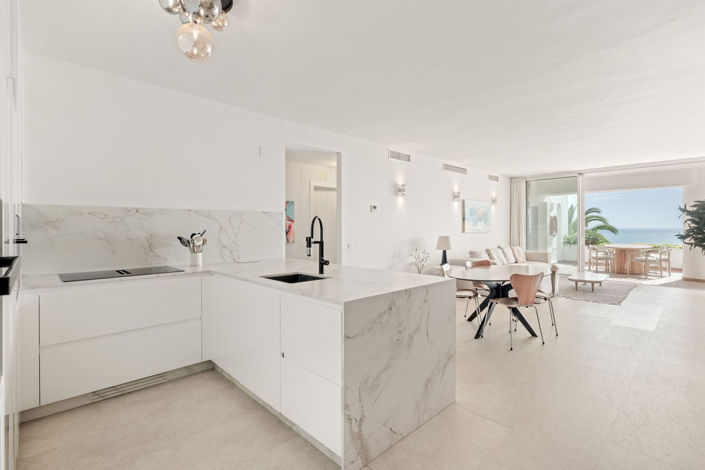 Image No.7-3 Bed Property for sale