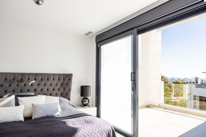 Image No.13-3 Bed Townhouse for sale