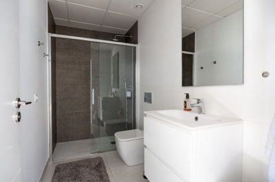 property1018c1da84d947706d6a3d3b9f880c42723c