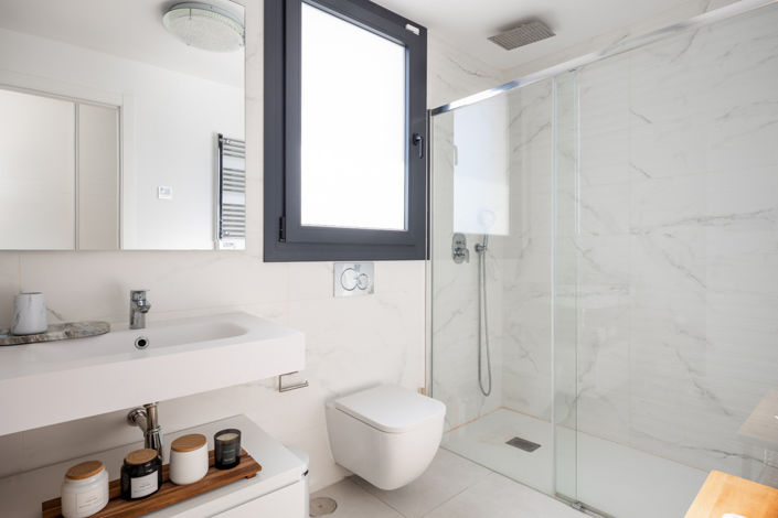 Image No.18-3 Bed Townhouse for sale