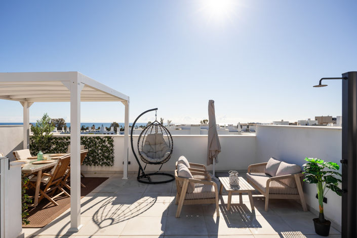 Image No.29-3 Bed Townhouse for sale