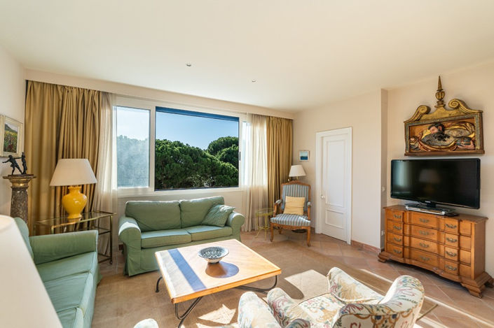 Image No.7-4 Bed Property for sale