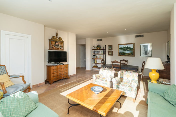 Image No.8-4 Bed Property for sale