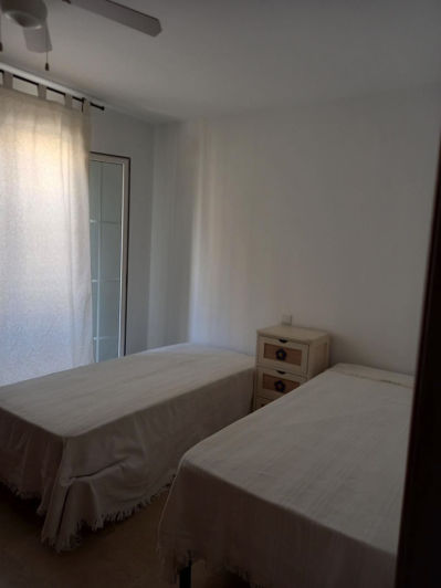 Image No.15-3 Bed Townhouse for sale