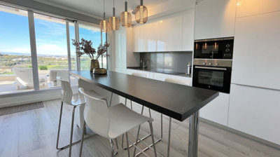 property942e923ff9cbe13195dfc4edd65a1380bed