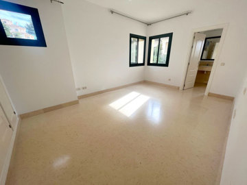 property107077c8c337f979a89fd173c4ce69e02946