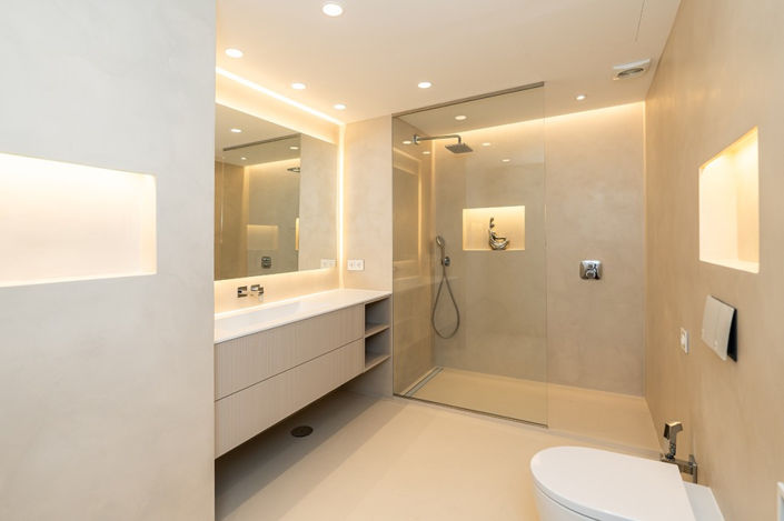 Image No.13-2 Bed Property for sale