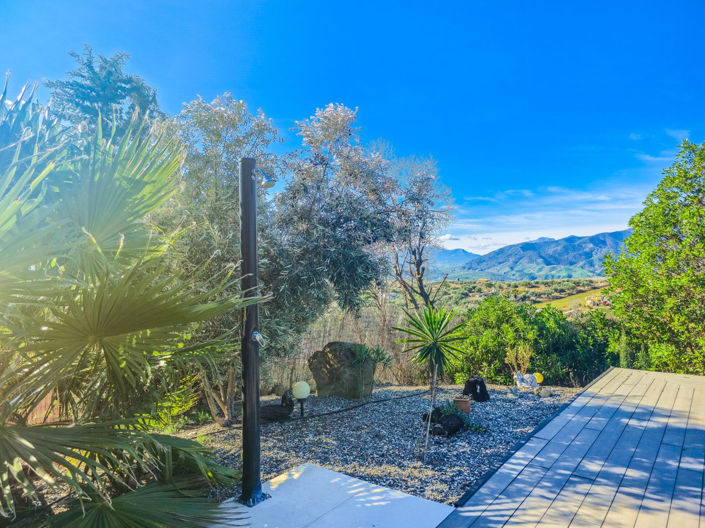 Image No.35-6 Bed Villa for sale