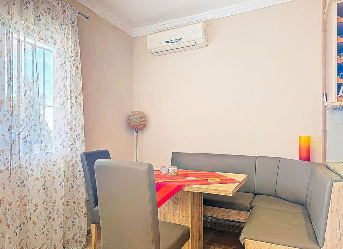 Image No.44-6 Bed Villa for sale