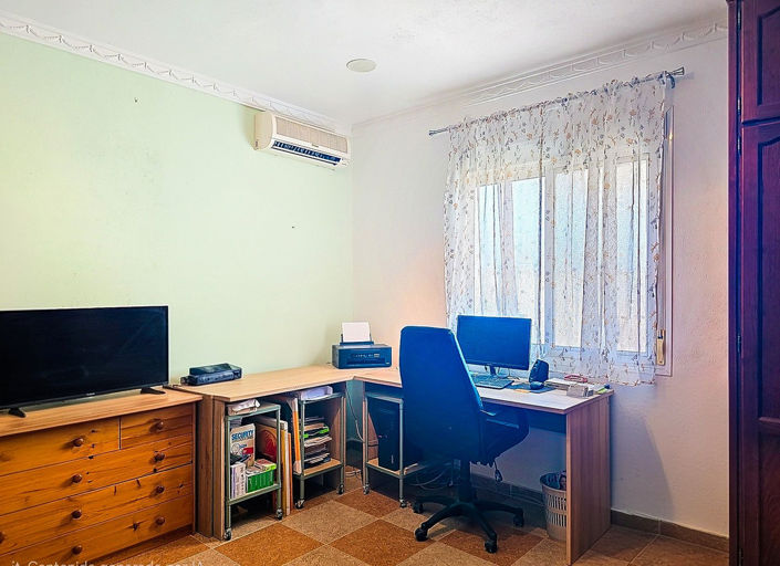 Image No.51-6 Bed Villa for sale