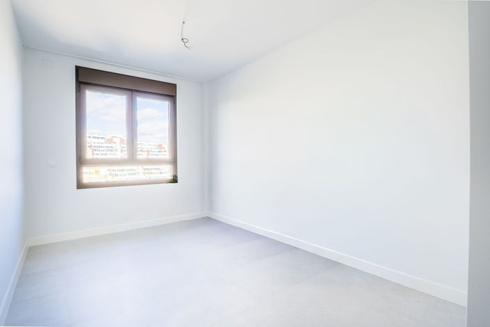 Image No.19-2 Bed Property for sale