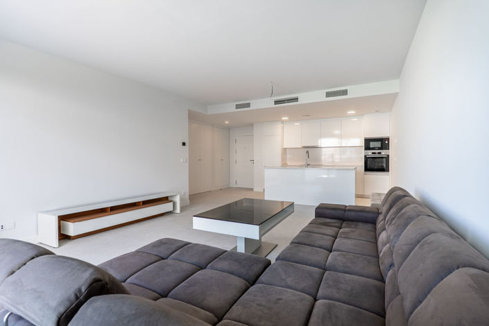 Image No.4-2 Bed Property for sale