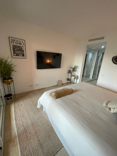 Image No.16-3 Bed Property for sale