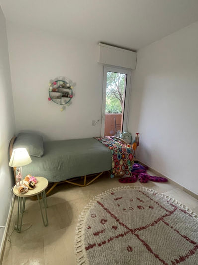 Image No.19-3 Bed Property for sale