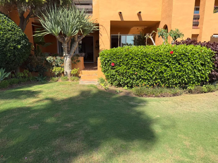 Image No.5-3 Bed Property for sale