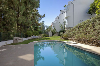 property855e01e65fc531d5042ee97b4010fa9c6bd