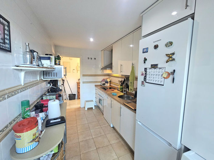 Image No.22-2 Bed Property for sale