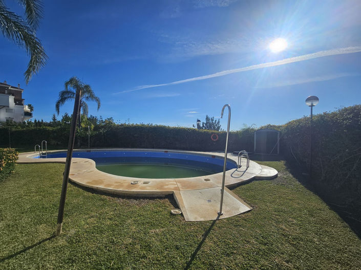 Image No.4-2 Bed Property for sale