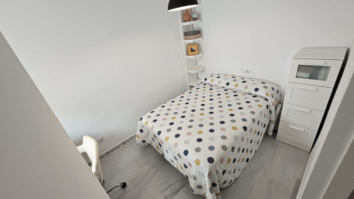 Image No.6-4 Bed Property for sale