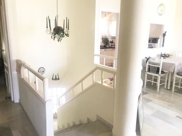 Image No.2-2 Bed Property for sale