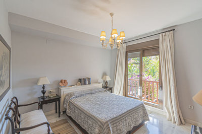 property100105e89758c982085a5d4fe569c55e89dd