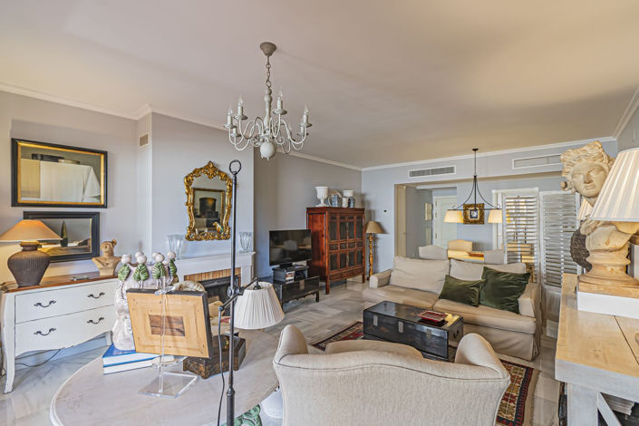 Image No.9-4 Bed Property for sale