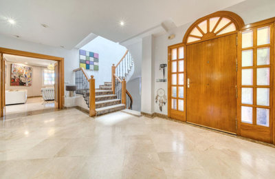 property1032ba1c587fd7bb8e3ee86dbb6565e69cdf