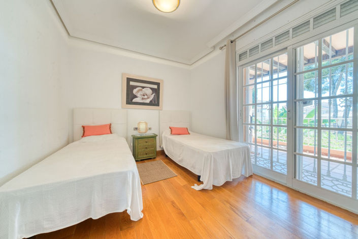 Image No.26-4 Bed Villa for sale