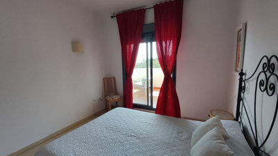 property825e6144f232624d1ef561c8ff620cf46ed