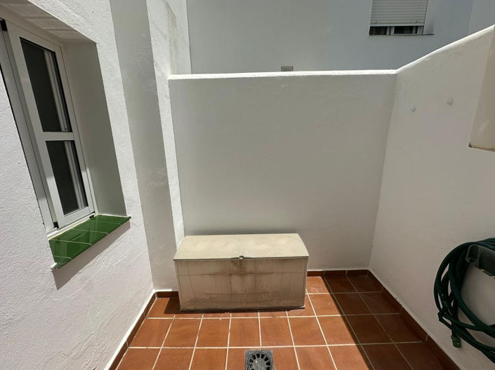 Image No.16-4 Bed Townhouse for sale