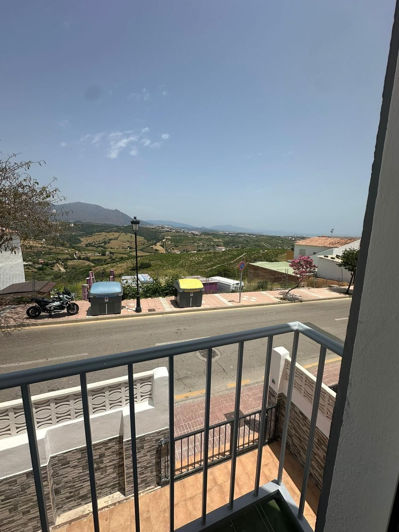 Image No.20-4 Bed Townhouse for sale