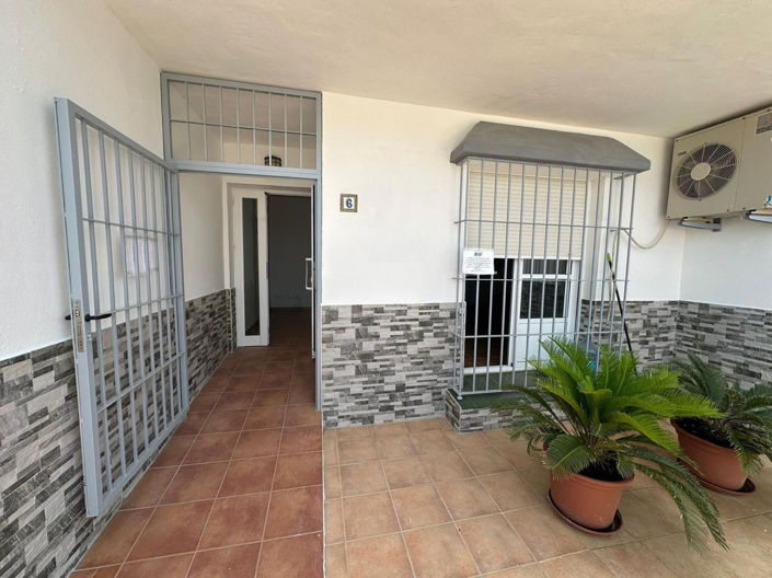 Image No.25-4 Bed Townhouse for sale