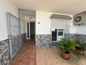 property806483df5568679d1fa5000cafdad6f107f