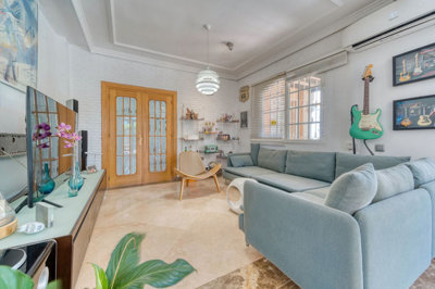 property10328146394bf7c5eb15d5a66dd15d172748