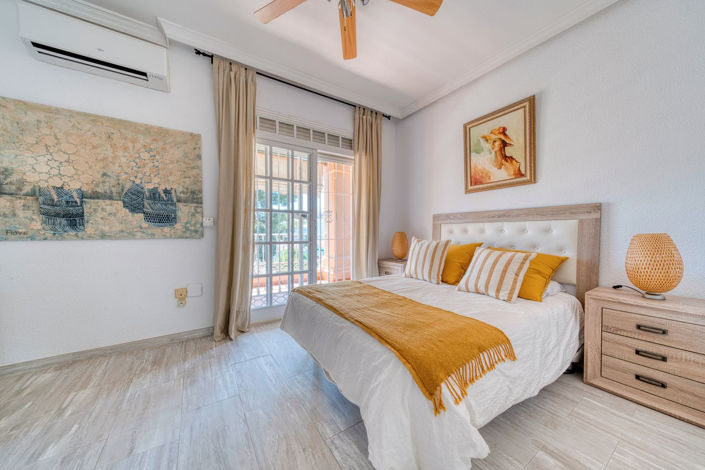 Image No.24-4 Bed Villa for sale