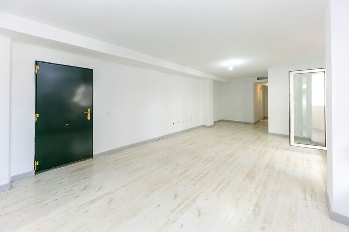 Image No.6-3 Bed Property for sale