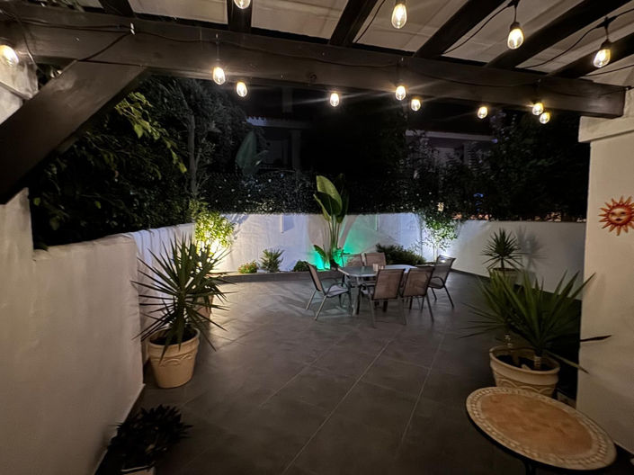 Image No.41-6 Bed Townhouse for sale