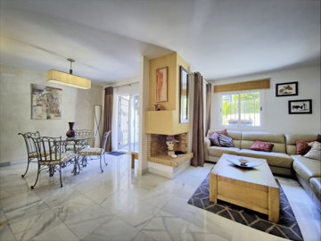 property10203e6bf29df155b8a49df8d52cd24729a4