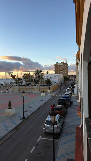 Image No.2-4 Bed Property for sale