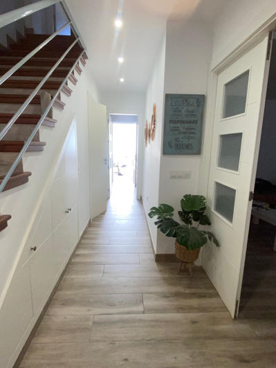 Image No.14-3 Bed Property for sale