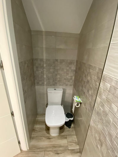 Image No.28-3 Bed Property for sale