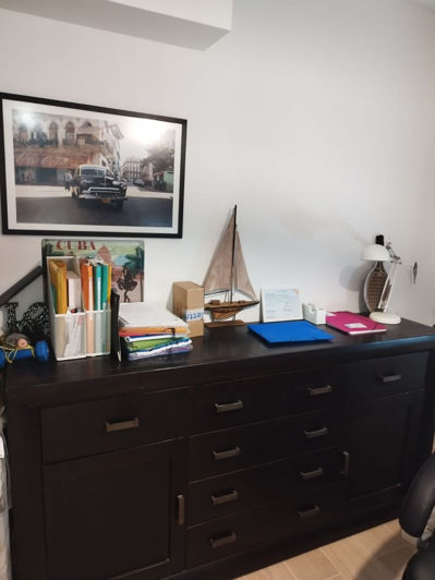 Image No.25-3 Bed Property for sale